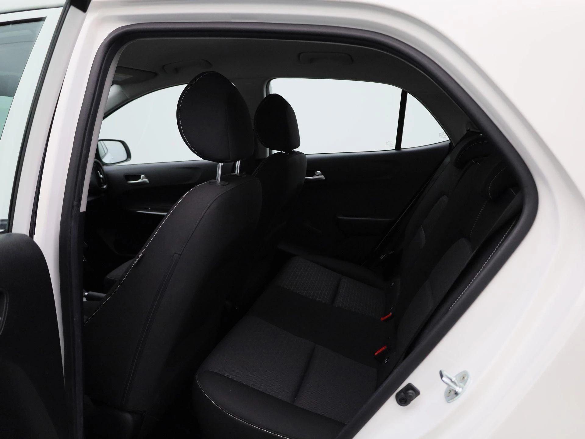 Kia-Picanto-image-9