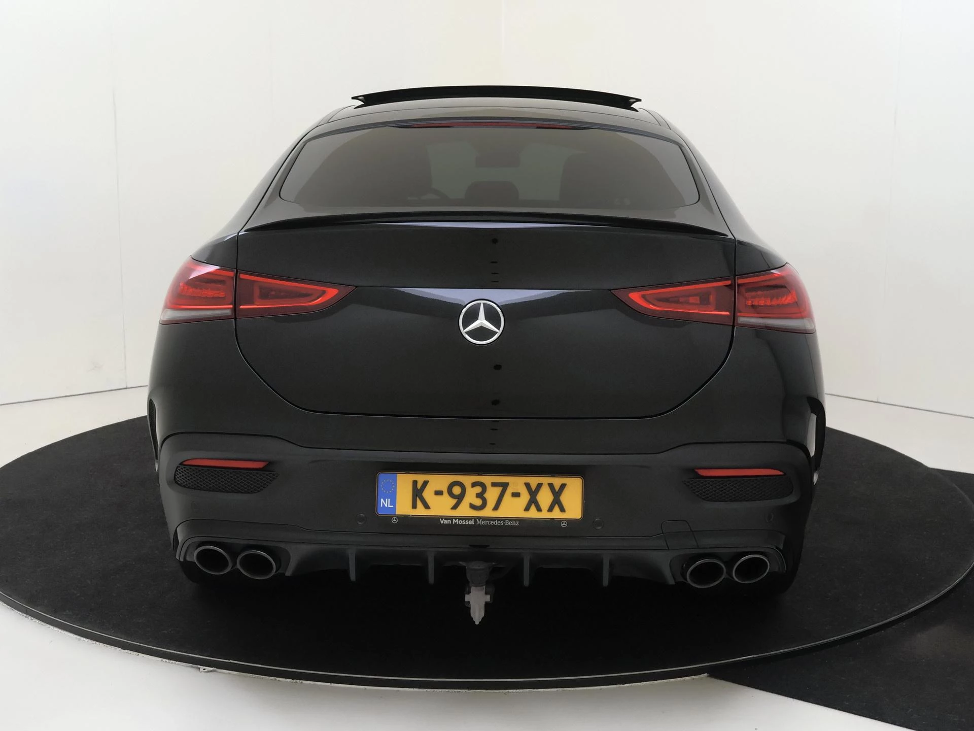 Mercedes-Benz-GLE-image-8