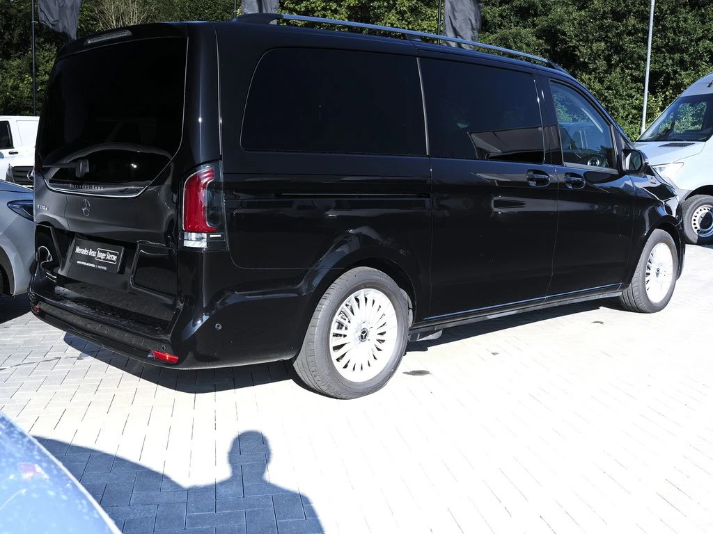 Mercedes-Benz-V-Klasse 220-image-4