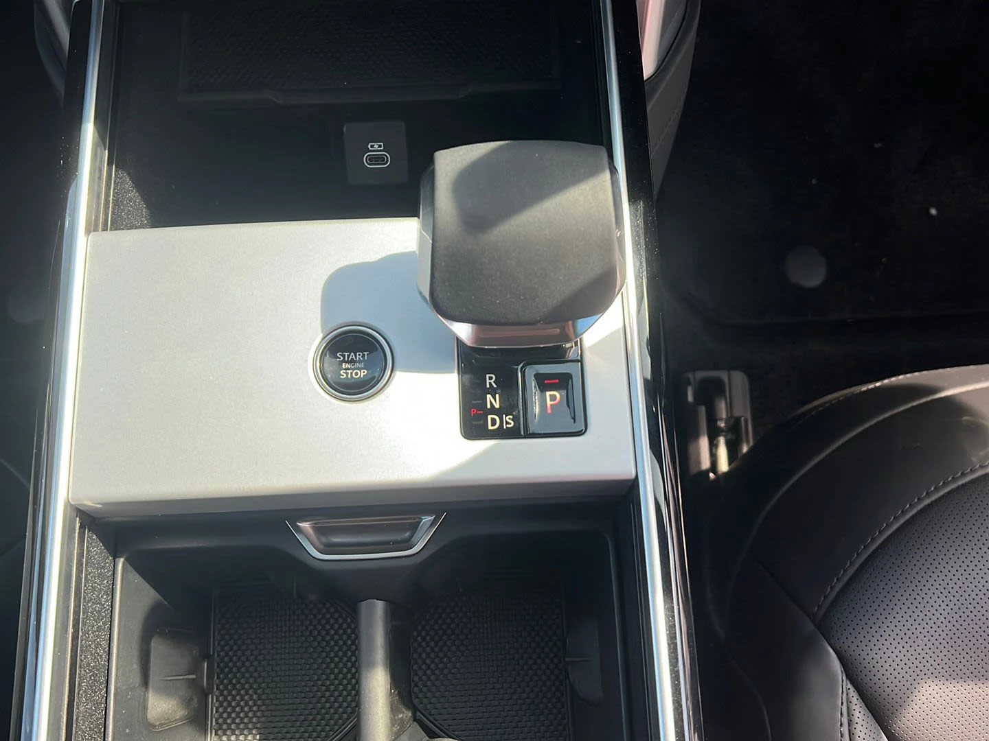 Land Rover Range Rover 4.4 P530 V8 Autobiography 4dr Auto