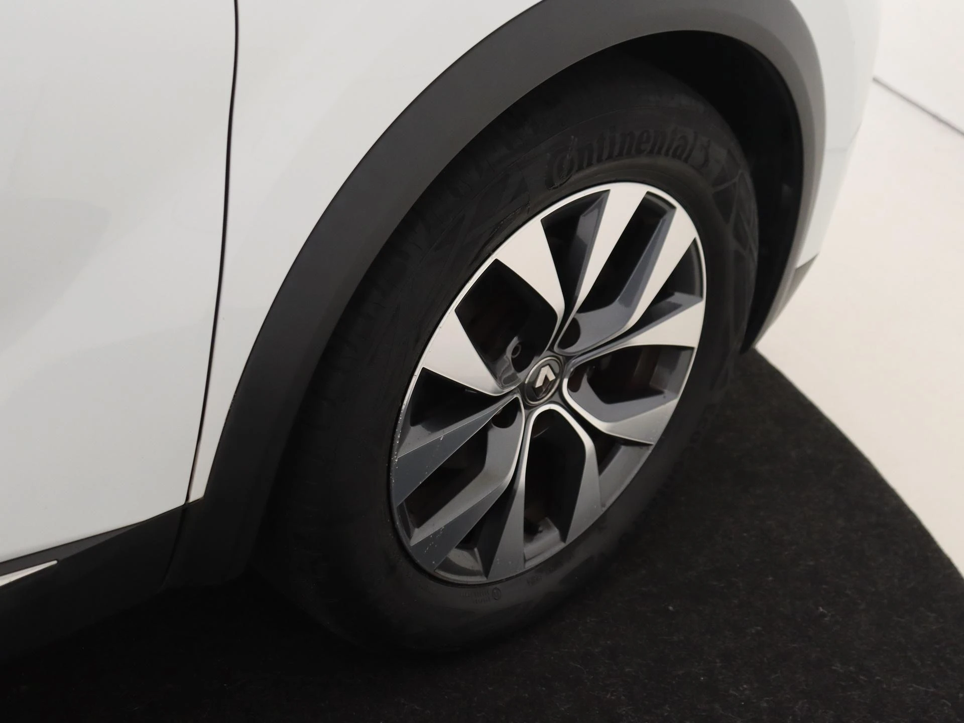 Renault-Captur-image-30