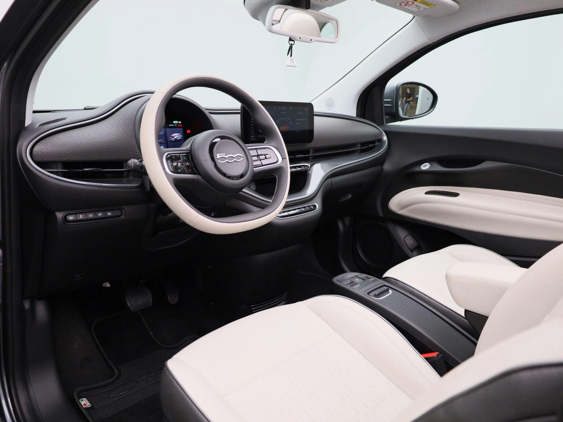 Fiat 500e Cabrio 42KWH LA PRIMA BY BOCELLI