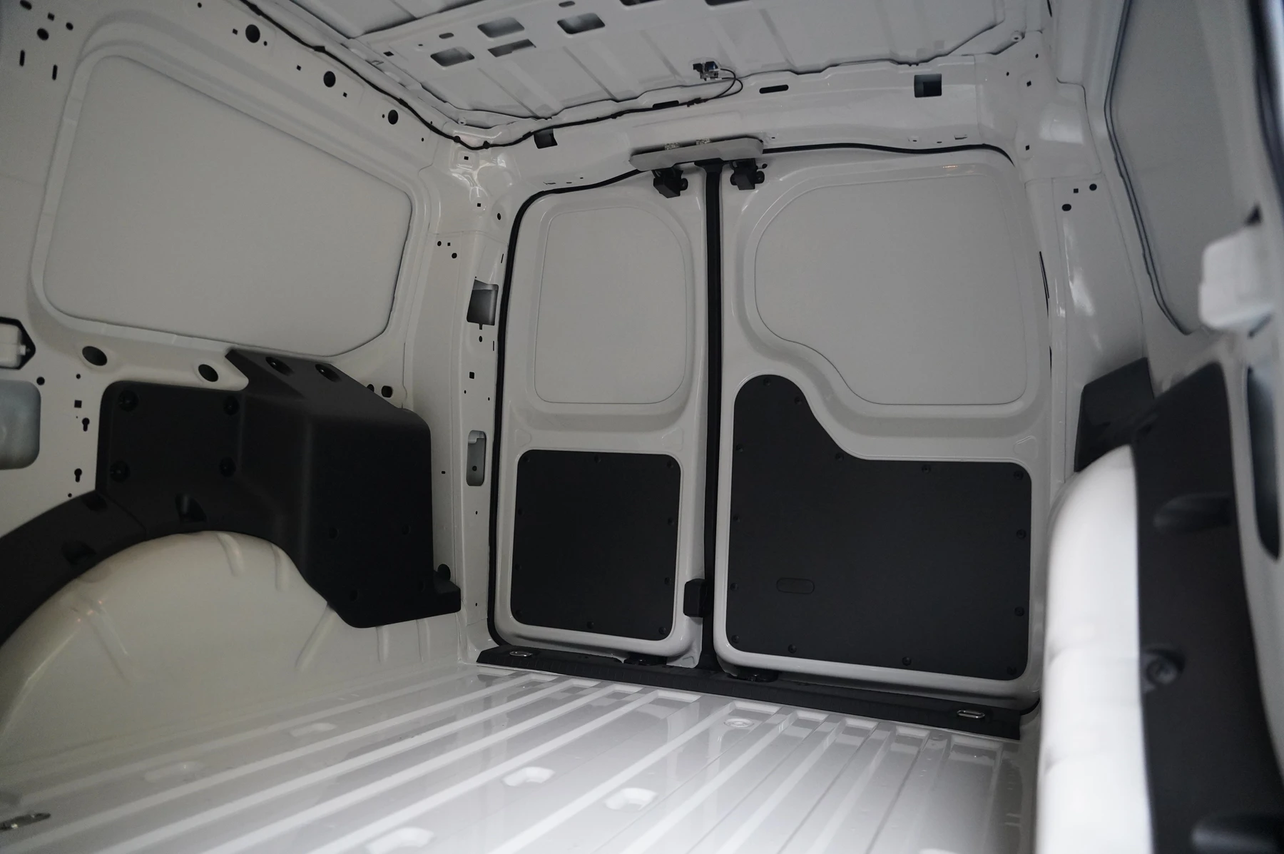 Volkswagen-Caddy-image-8