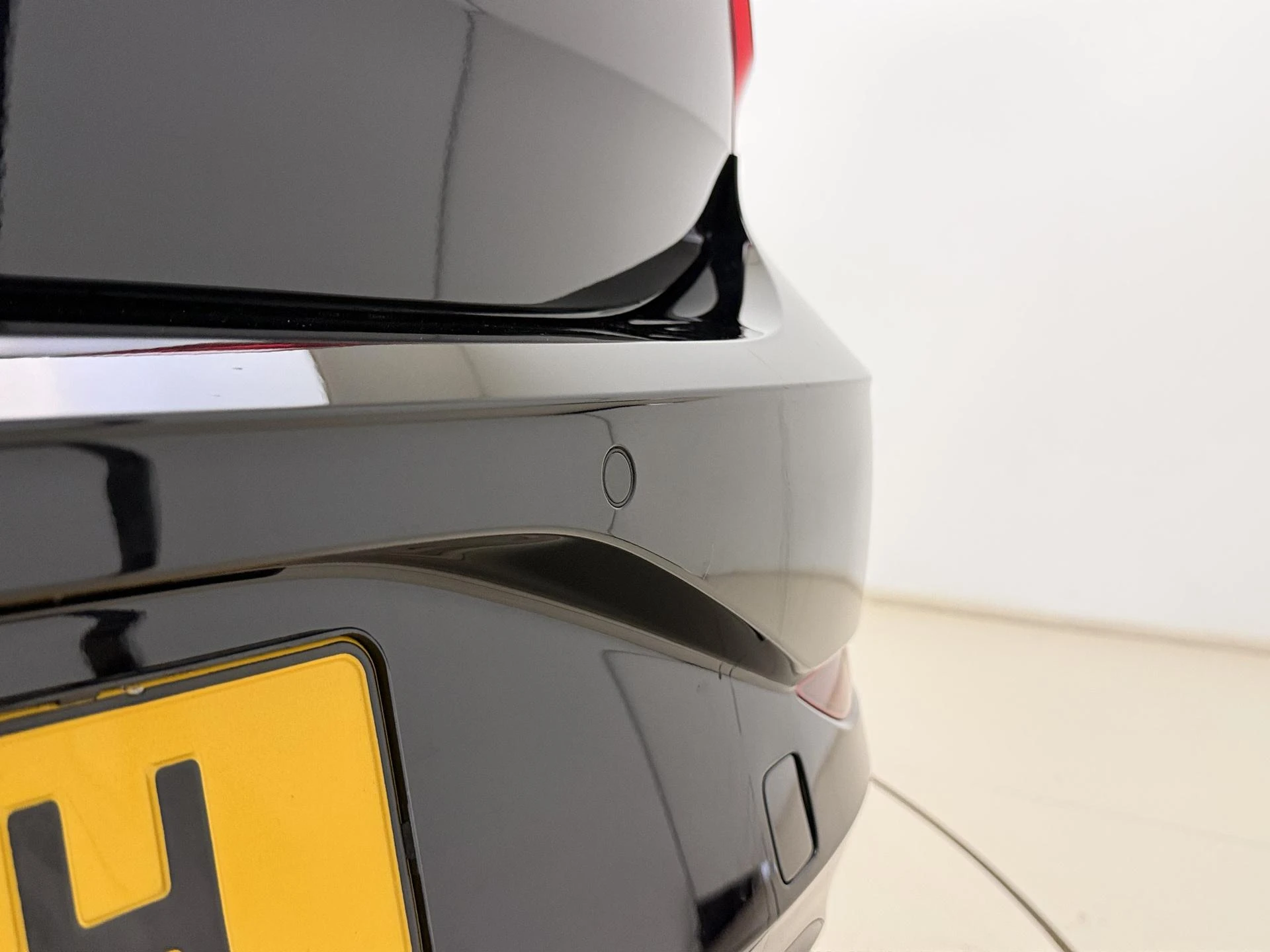 Volkswagen-Polo-image-3