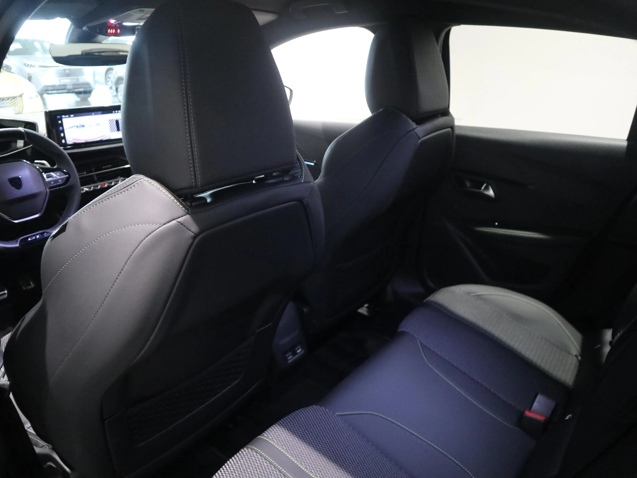 Peugeot-208-image-6