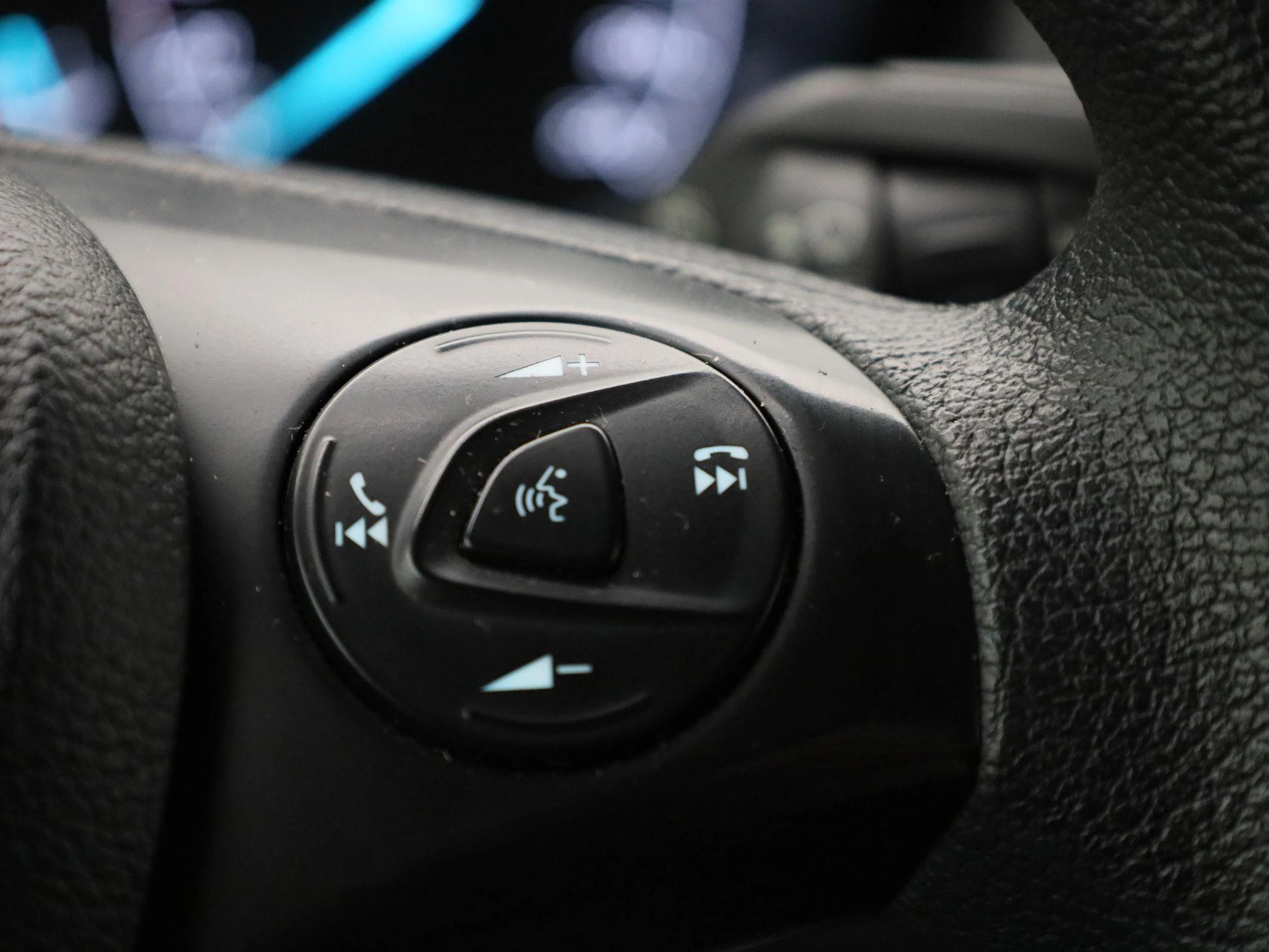 Ford-Transit Connect-image-14