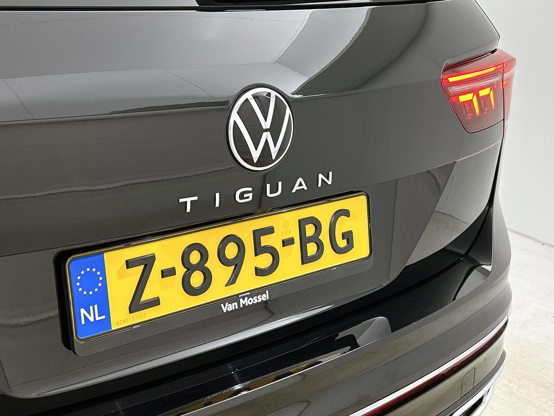 Volkswagen-Tiguan-image-39