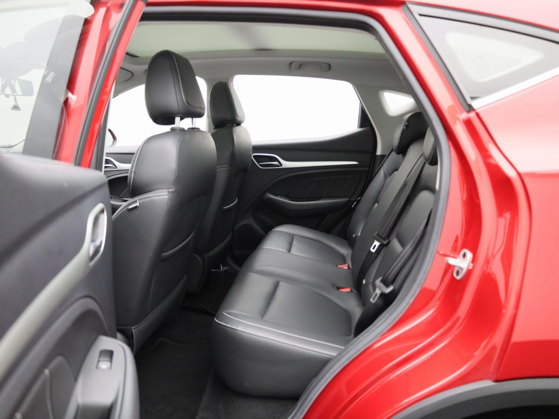 MG-ZS EV-image-9