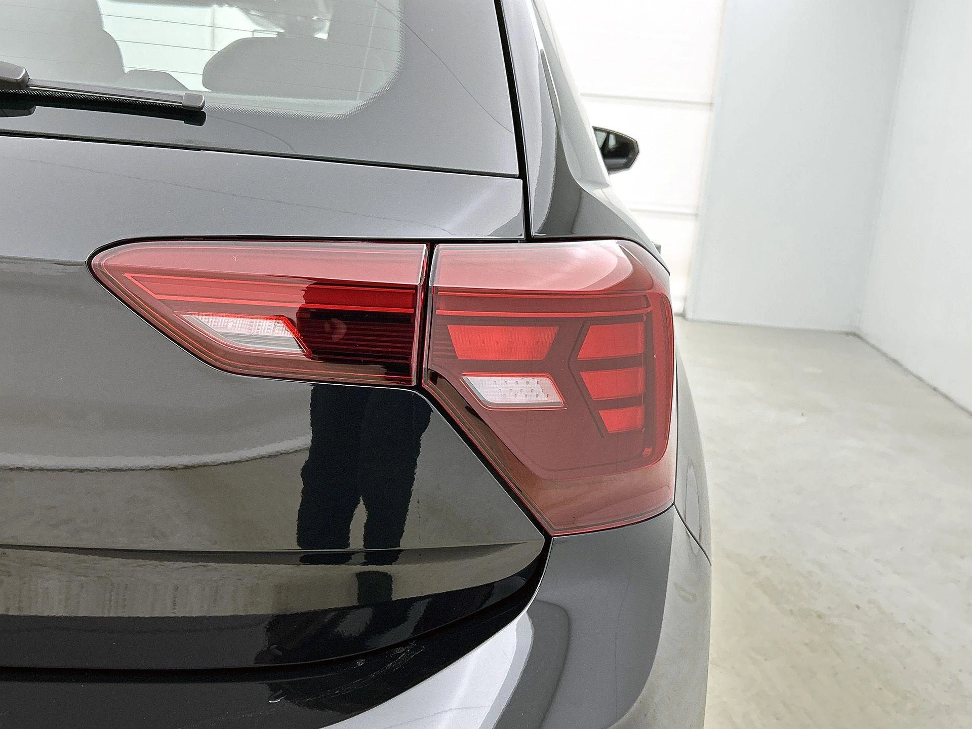 Volkswagen-Polo-image-20