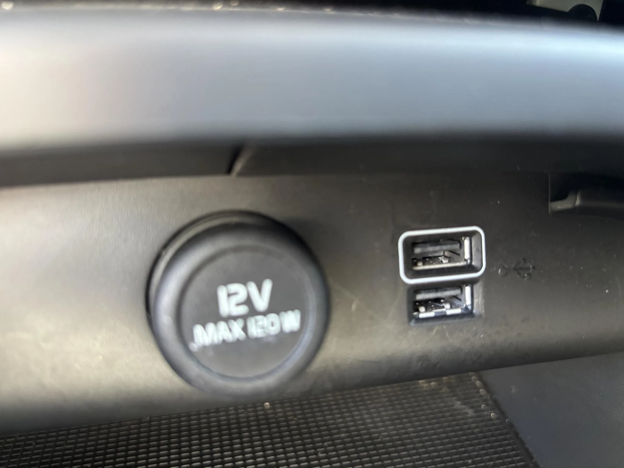 Volvo-XC40-image-13