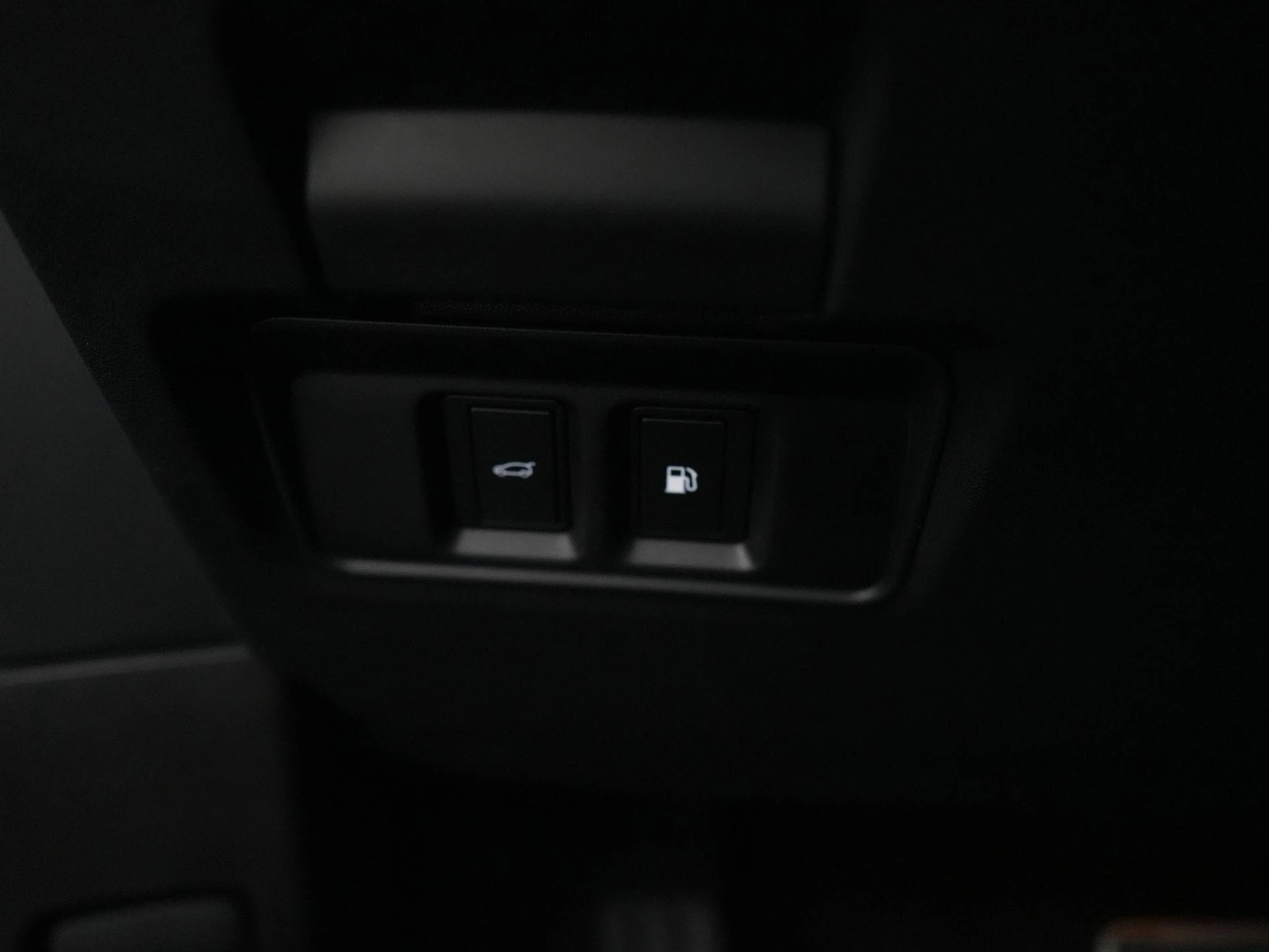 Land Rover-Range Rover Evoque-image-39