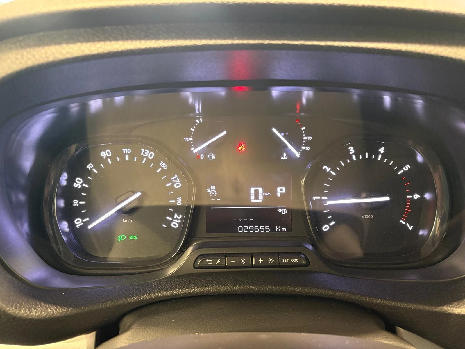 Citroën-Spacetourer-image-9