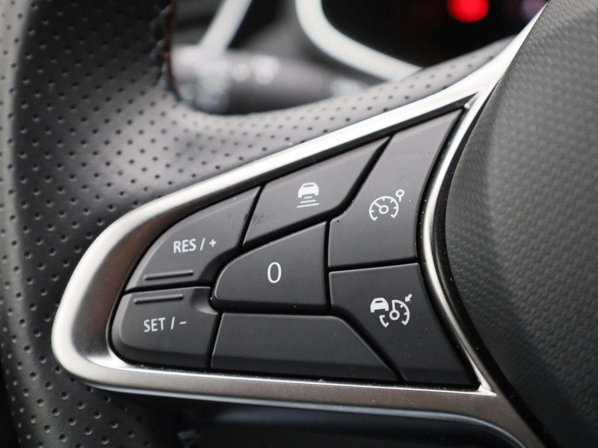 Renault-Clio-image-17