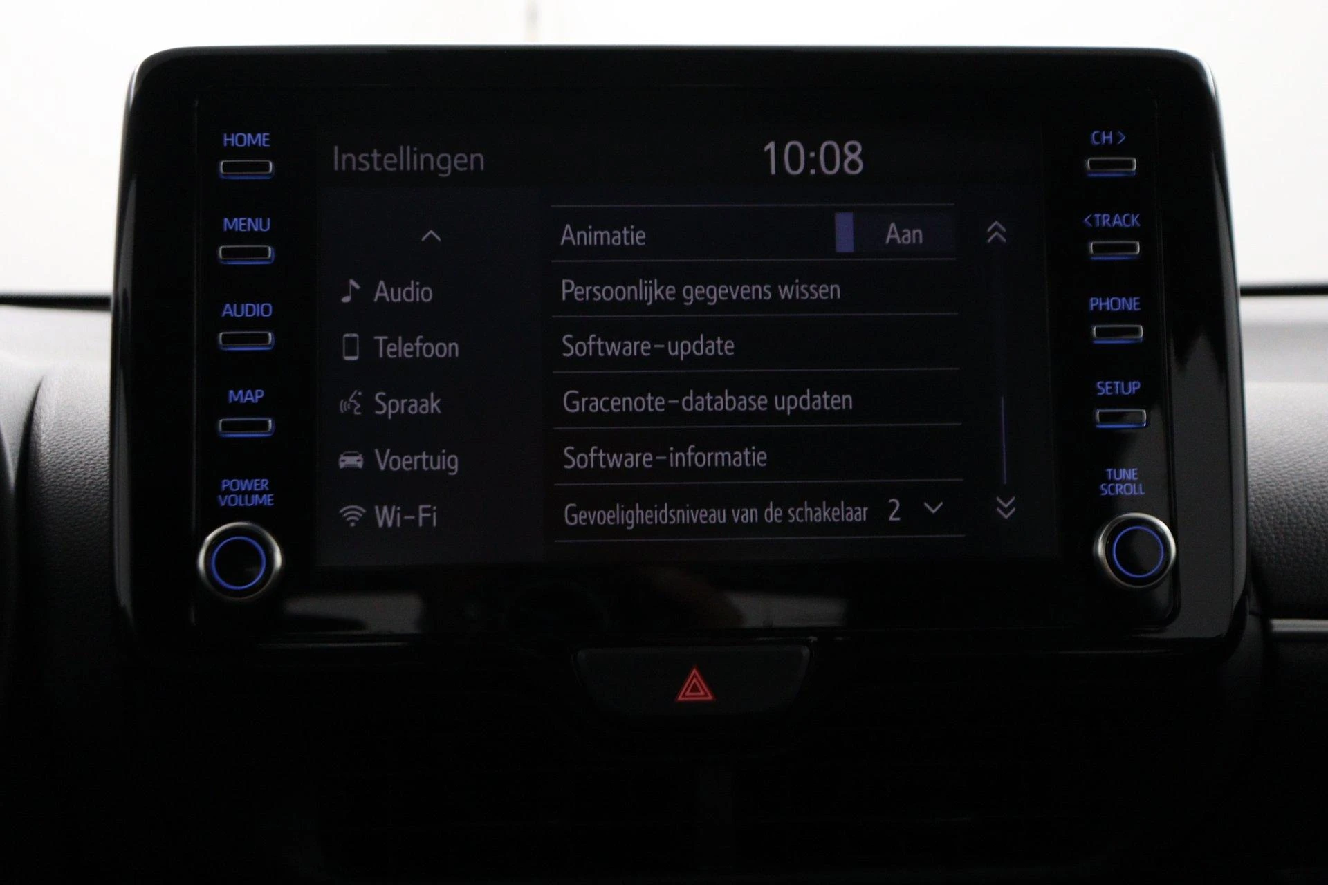 Mazda-2 Hybrid-image-44