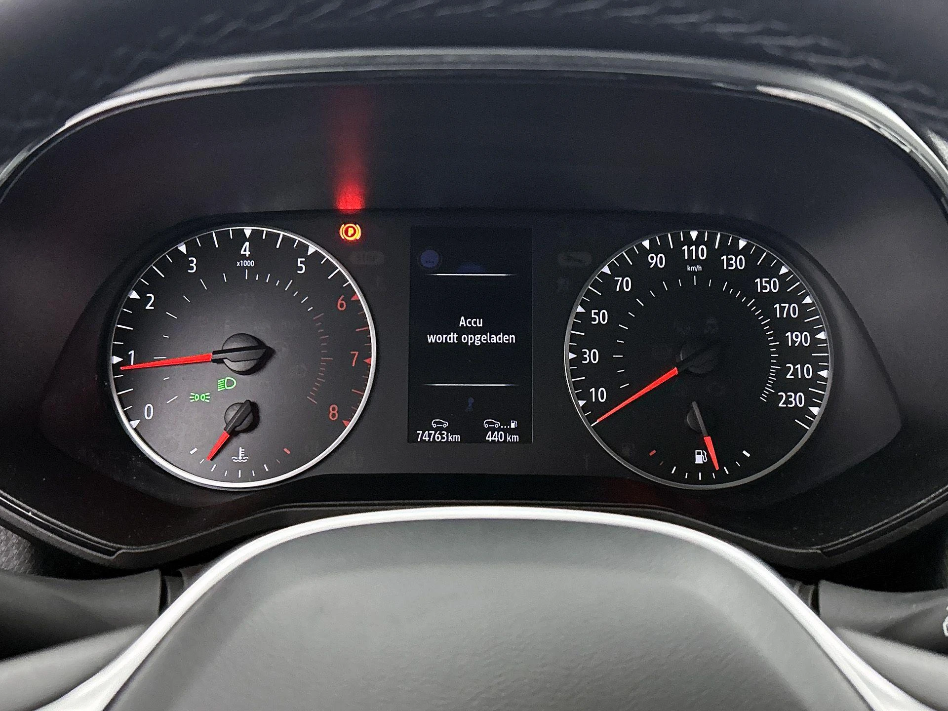 Renault-Clio-image-11