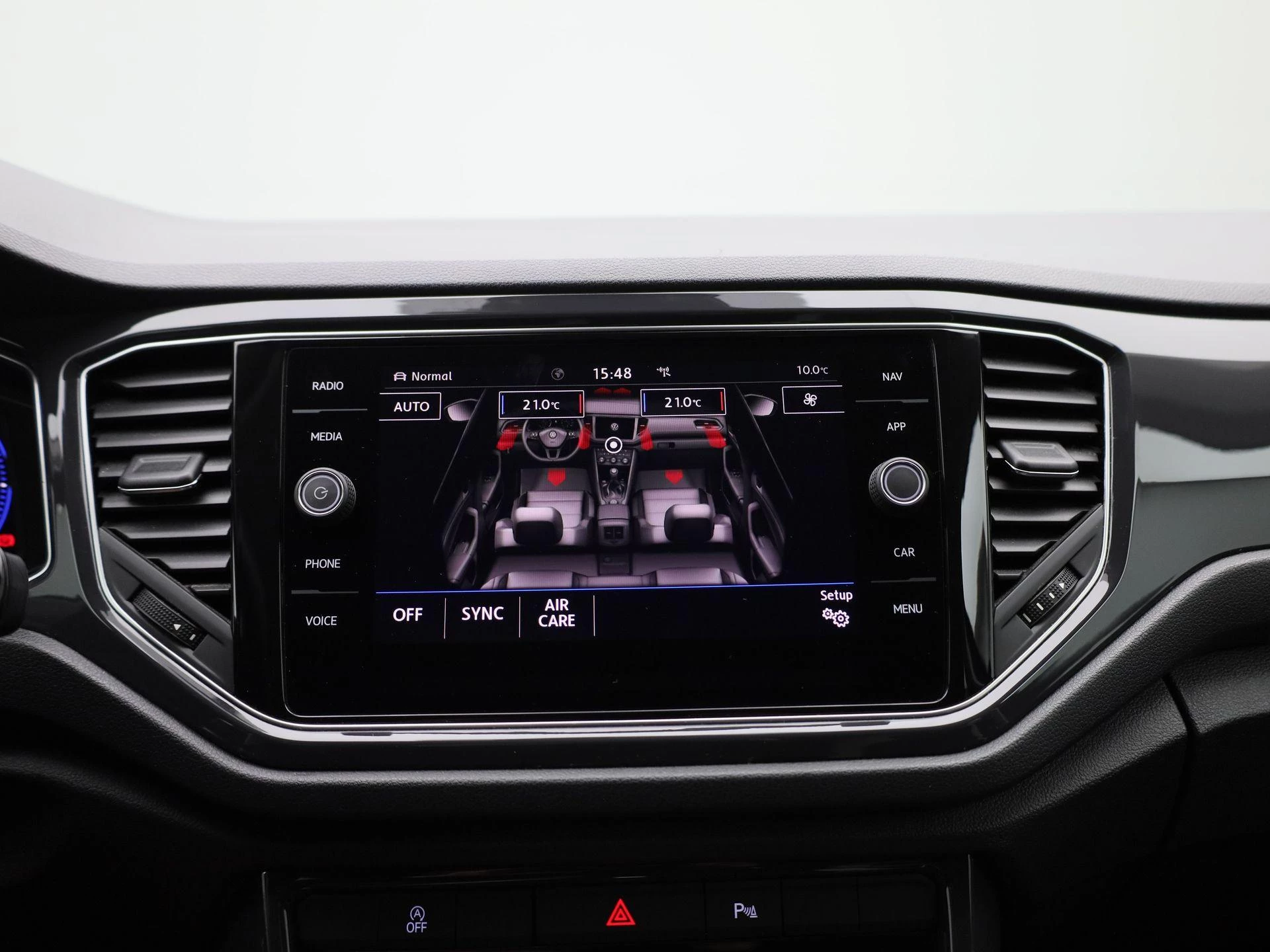 Volkswagen-T-Roc-image-27