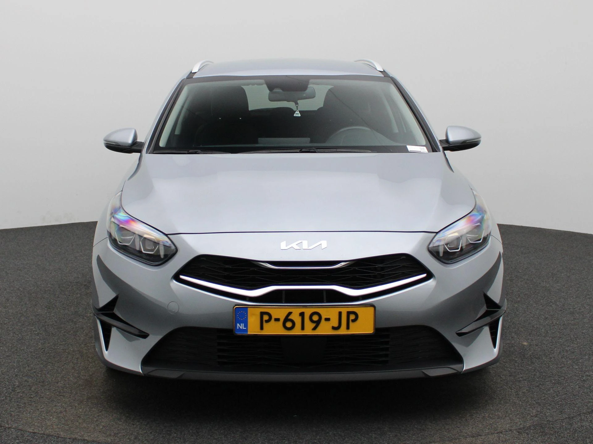 Kia-Ceed Sportswagon-image-2
