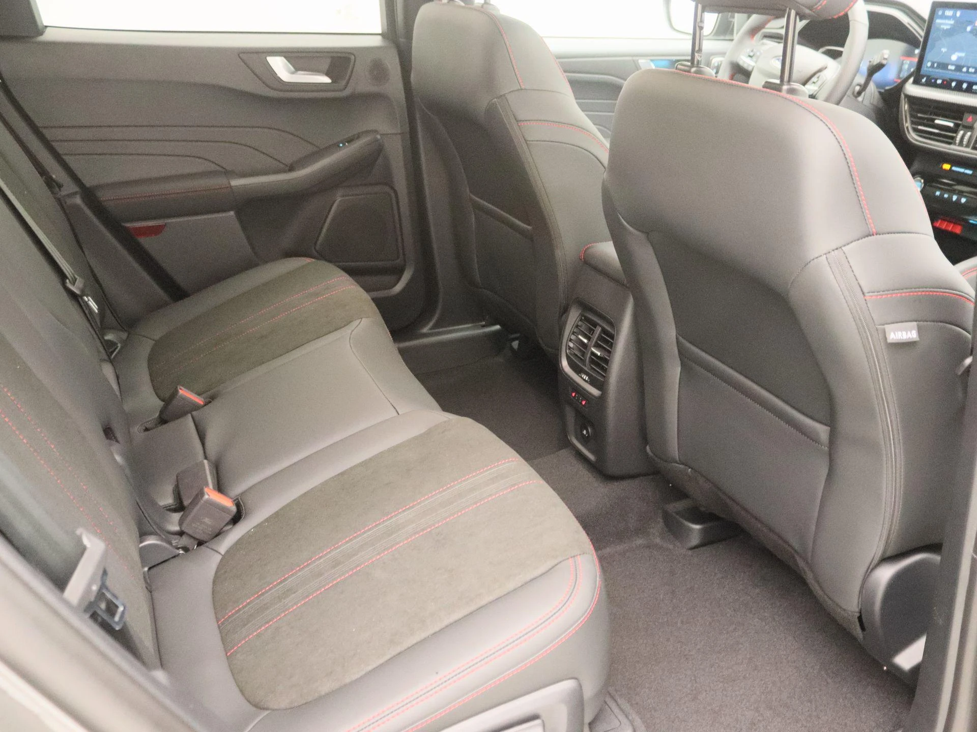 Ford-Kuga-image-23