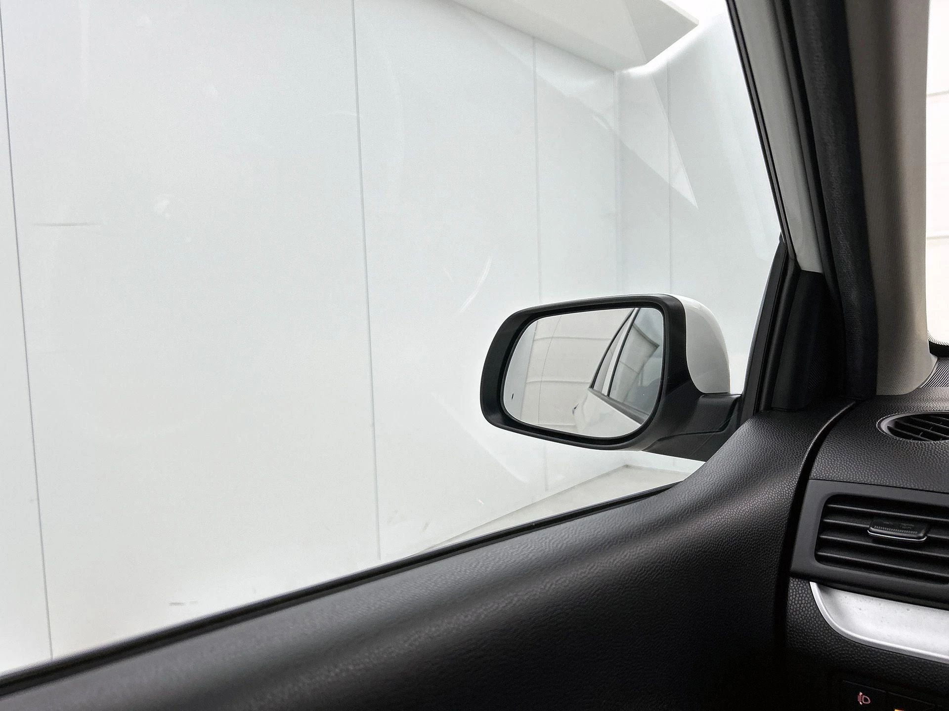 Kia-Picanto-image-21