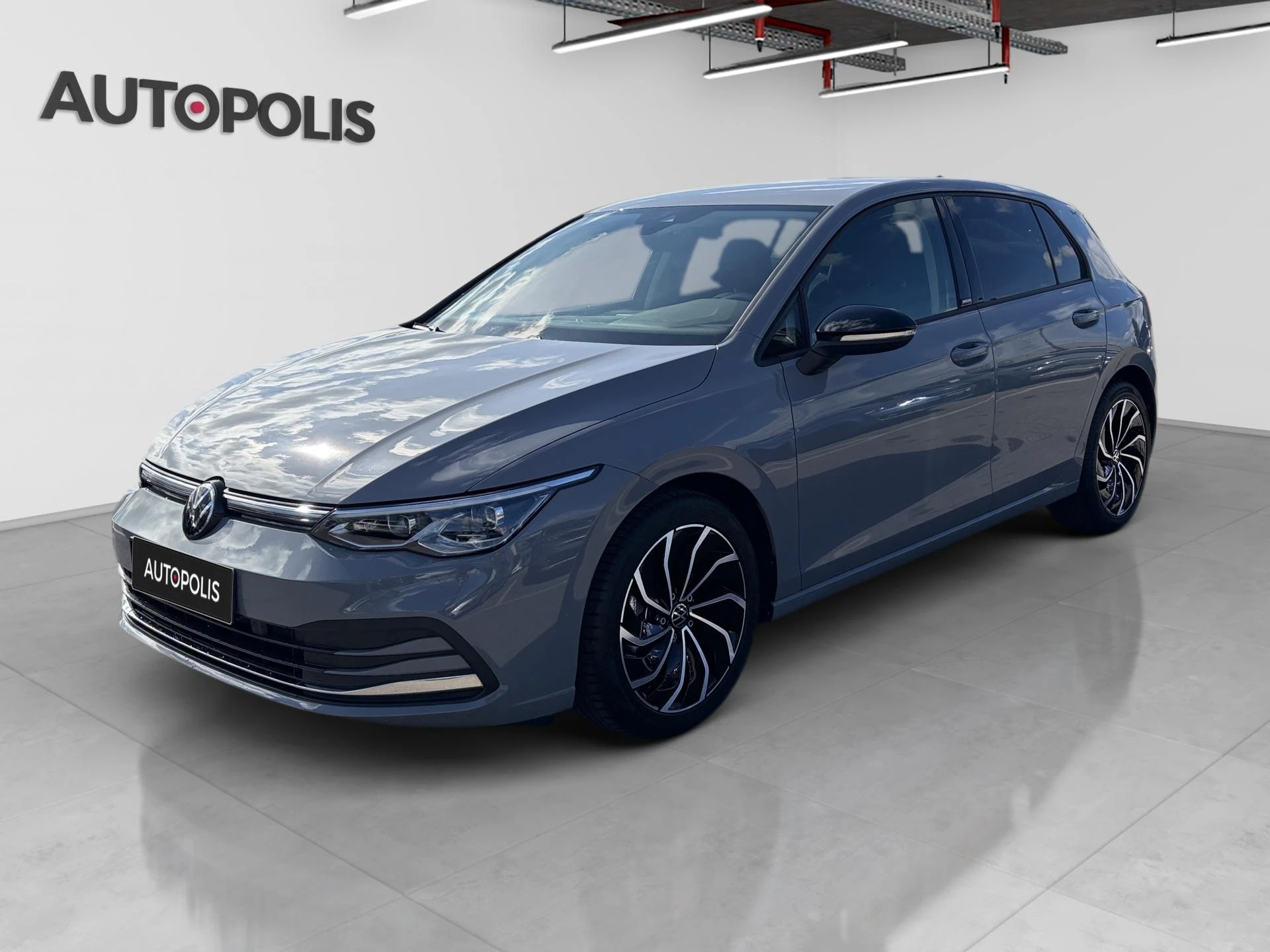 Volkswagen-Golf-image-0