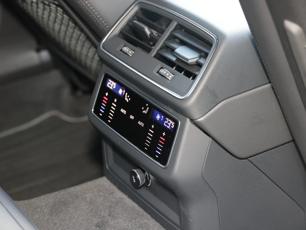 Audi A6 Avant 55 TFSI e quattro sport Matrix LED