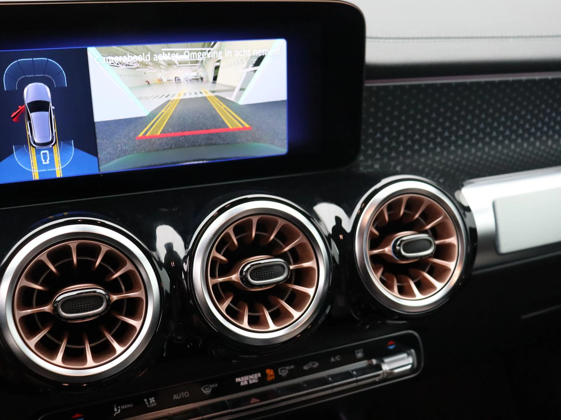 Mercedes-Benz EQB 250+ Luxury Line + ELECTRIC ART ADVANCED PLUS + CARPLAY +