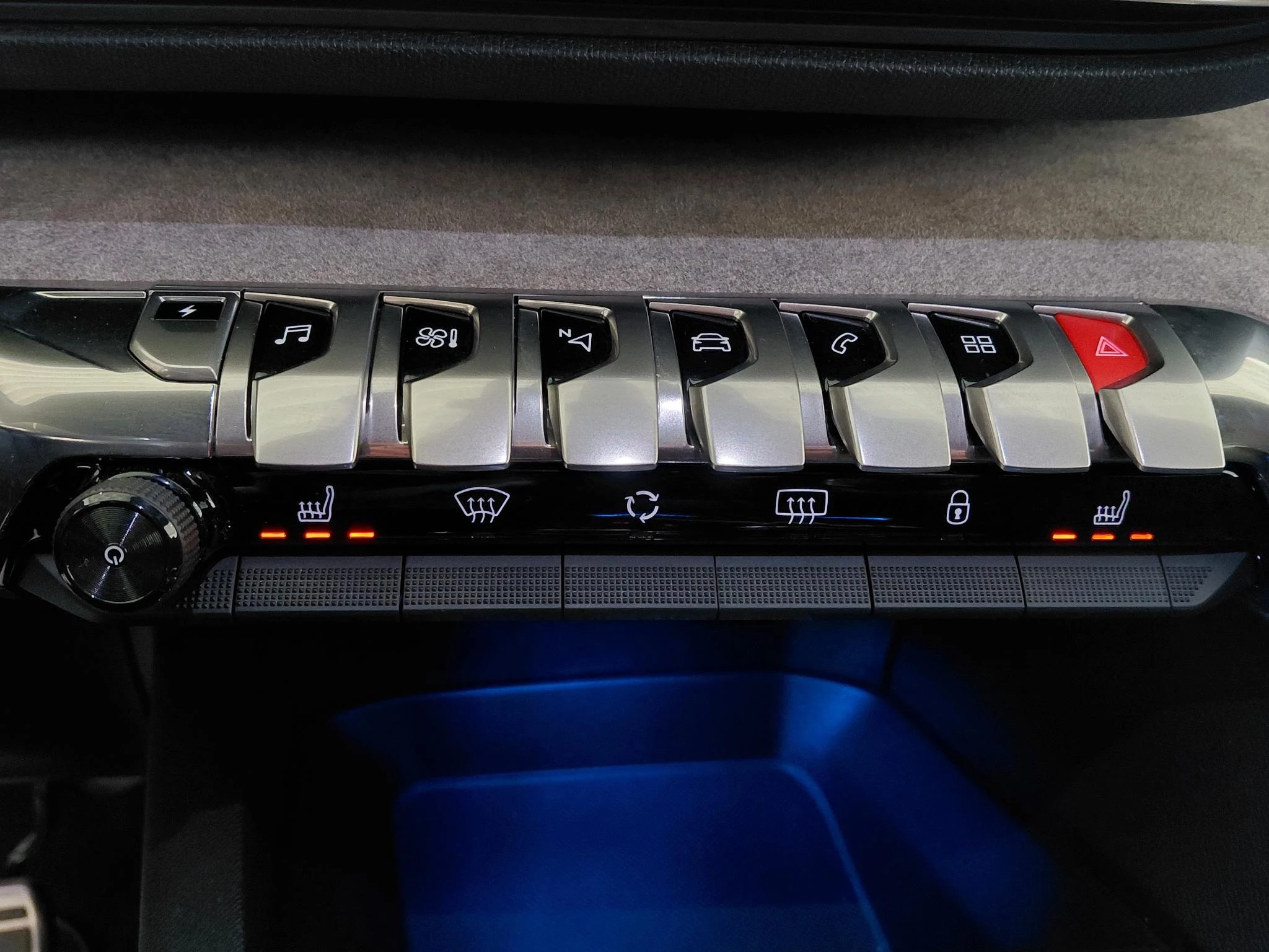 Peugeot 3008 1.6 HYbrid 225 GT