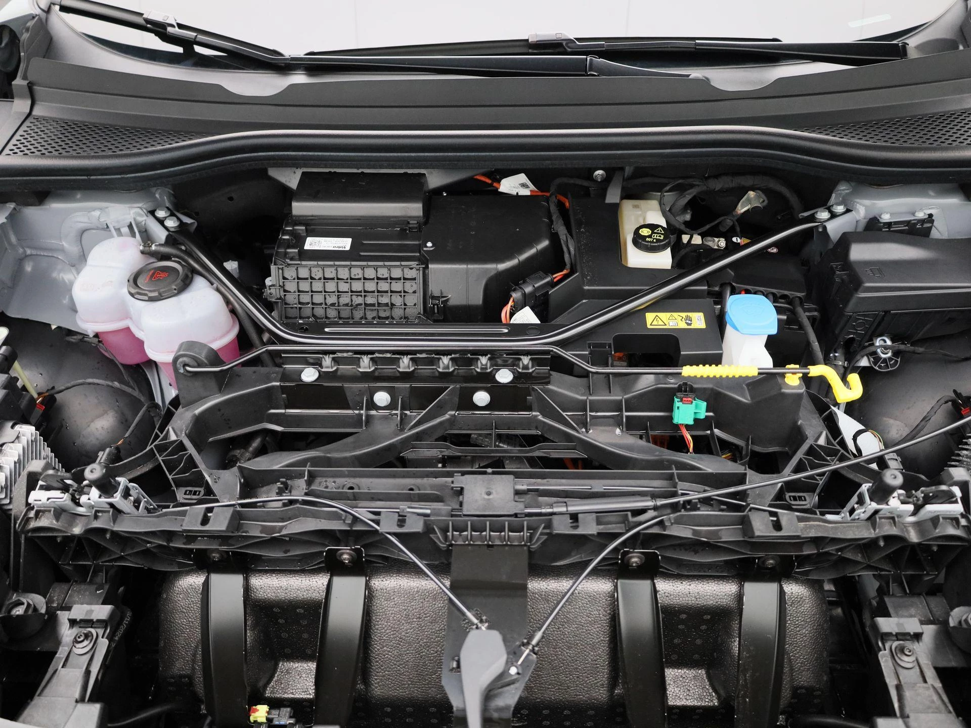 Audi-Q4 e-tron-image-49