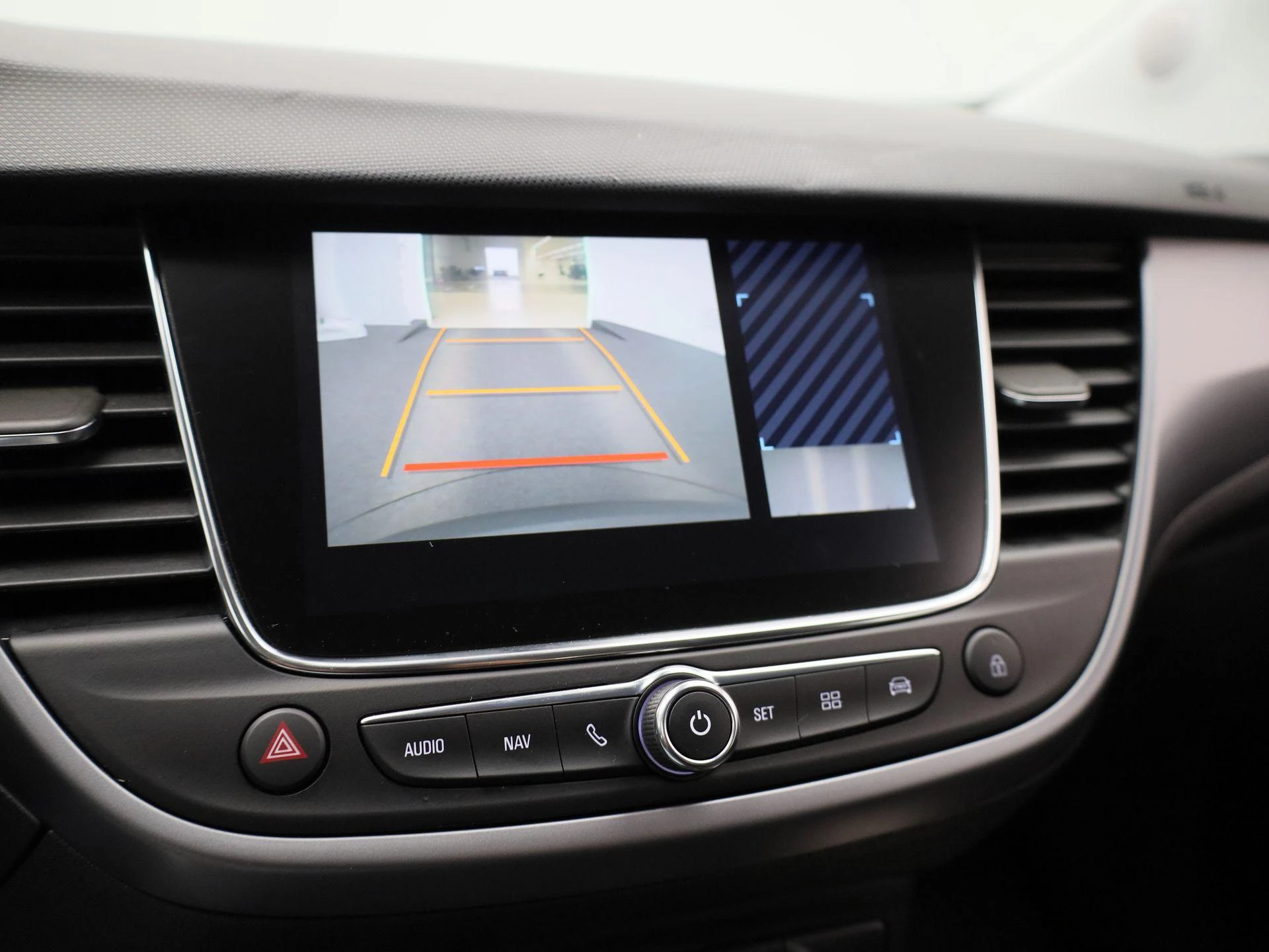 Opel-Crossland X-image-22
