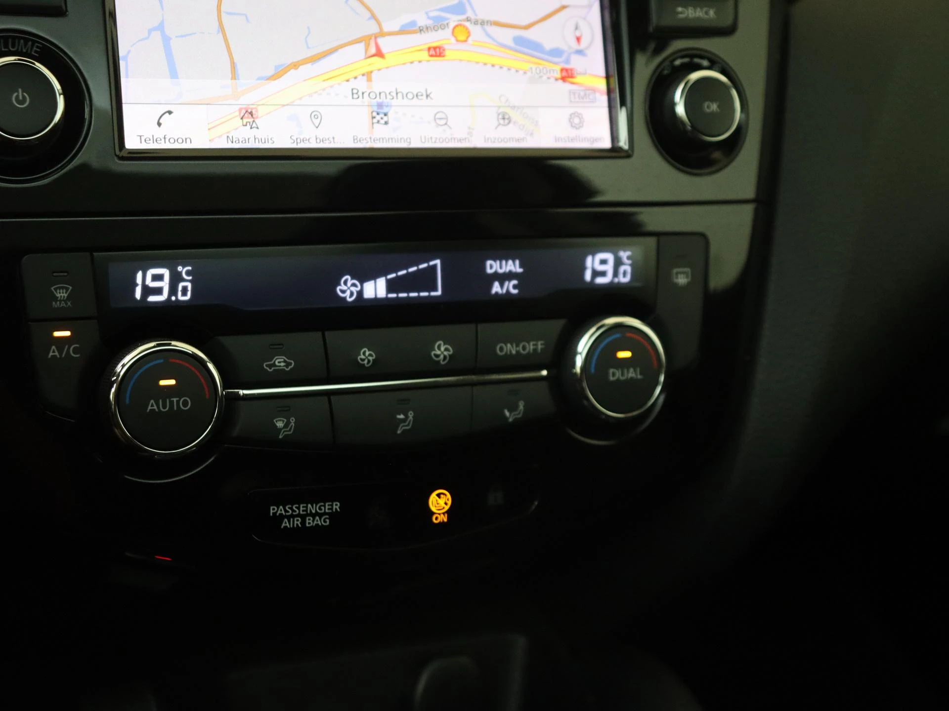 Nissan QASHQAI 1.3 DIG-T Premium Edition