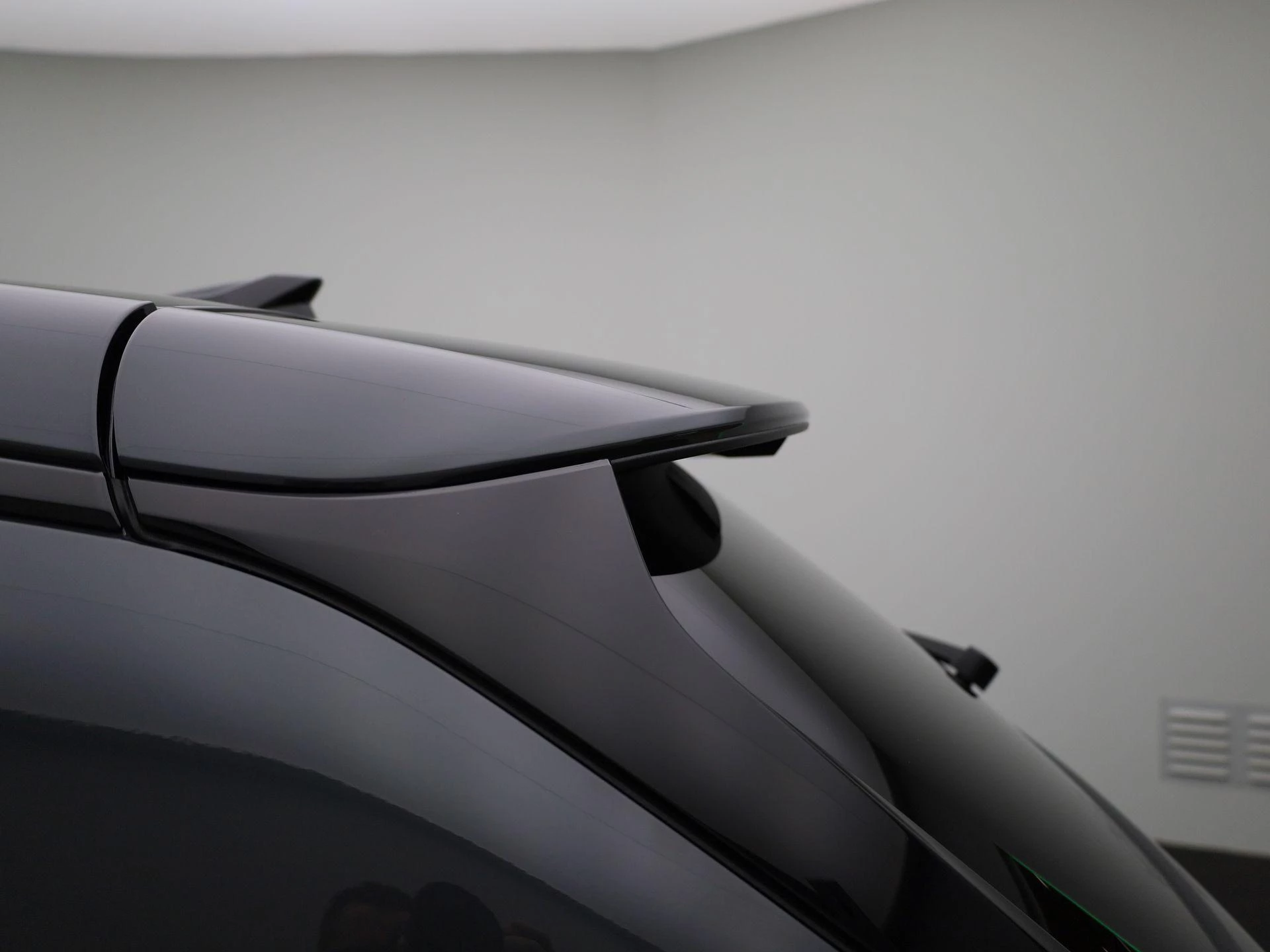 Audi-Q6 e-tron-image-53