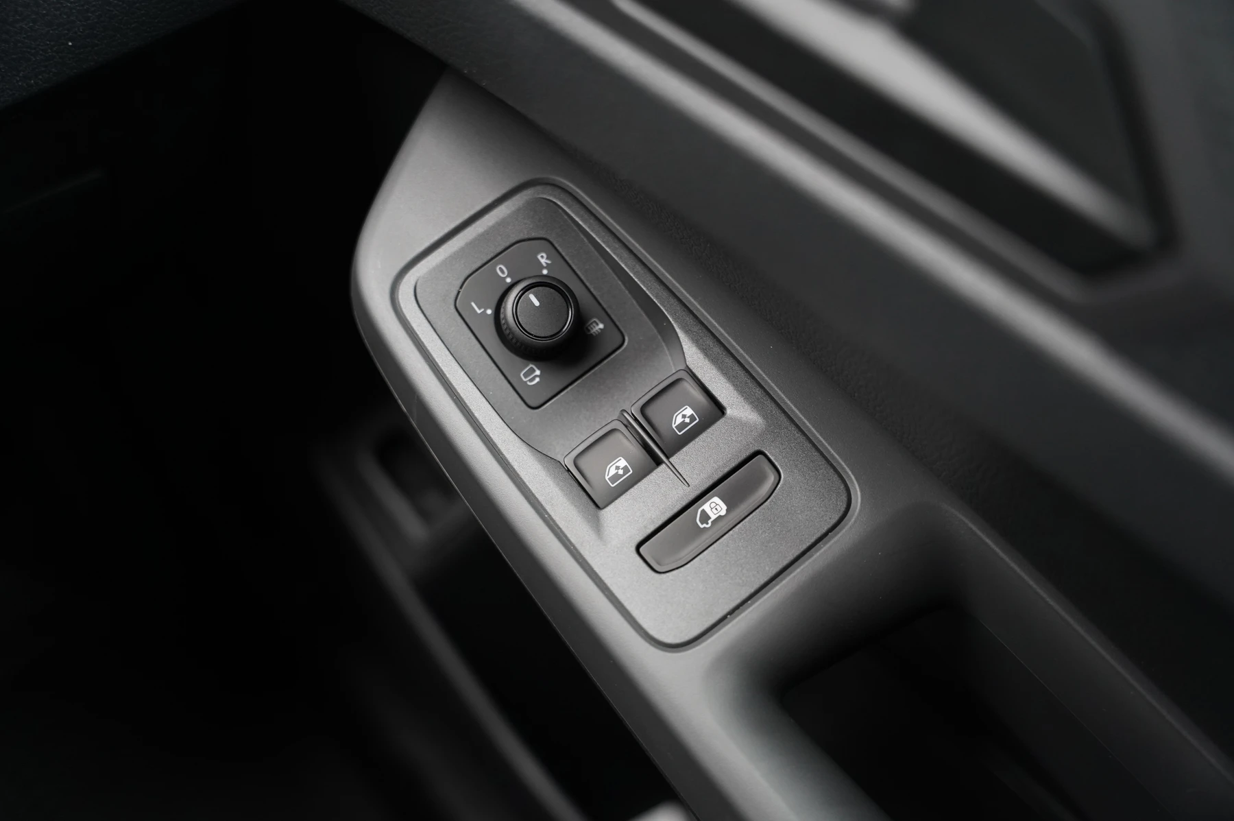 Volkswagen-Caddy-image-18