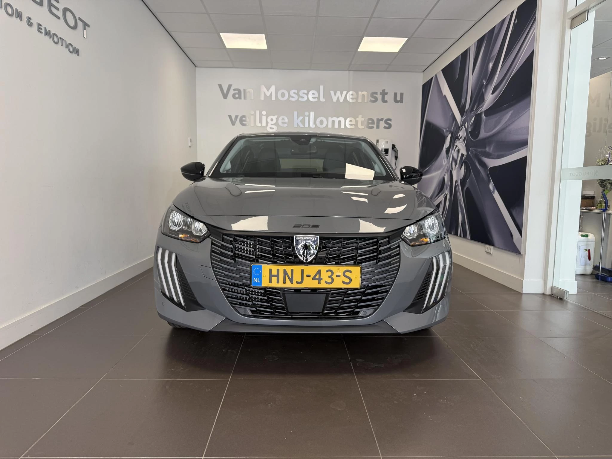 Peugeot 208 1.2 Hybrid 110 e-DCS6 Allure