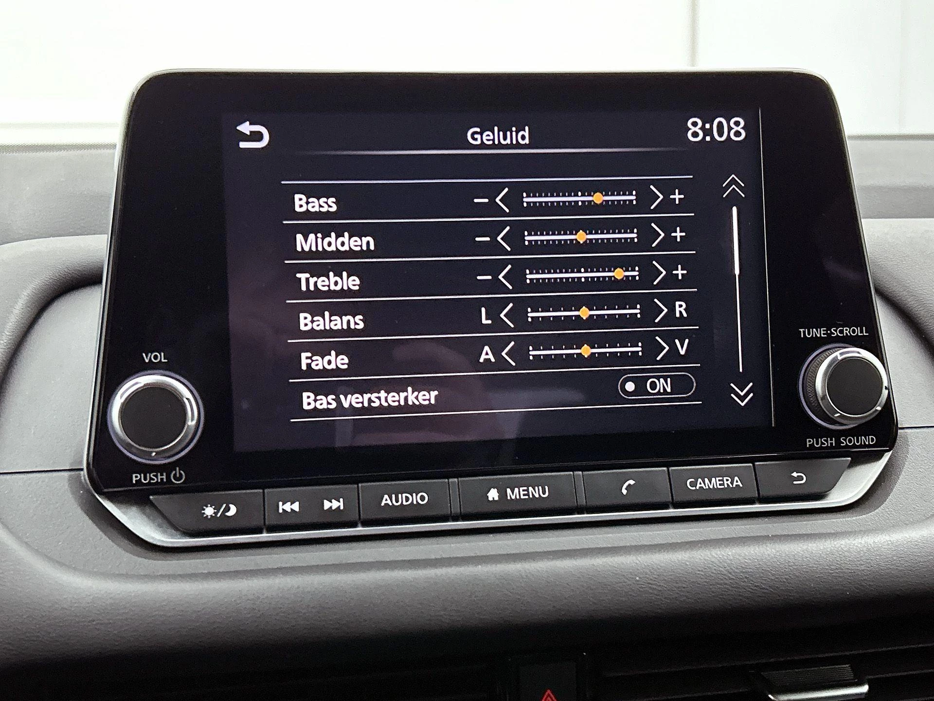 Nissan-QASHQAI-image-11