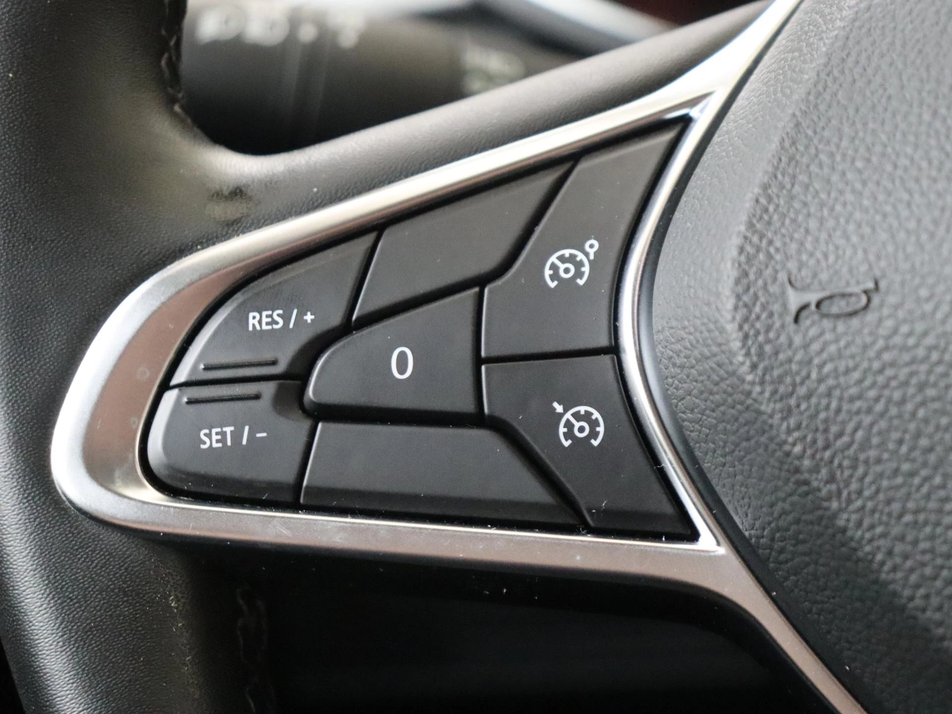 Renault-Captur-image-13
