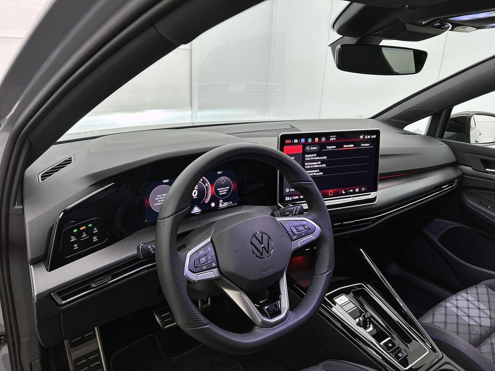 Volkswagen Golf - 19