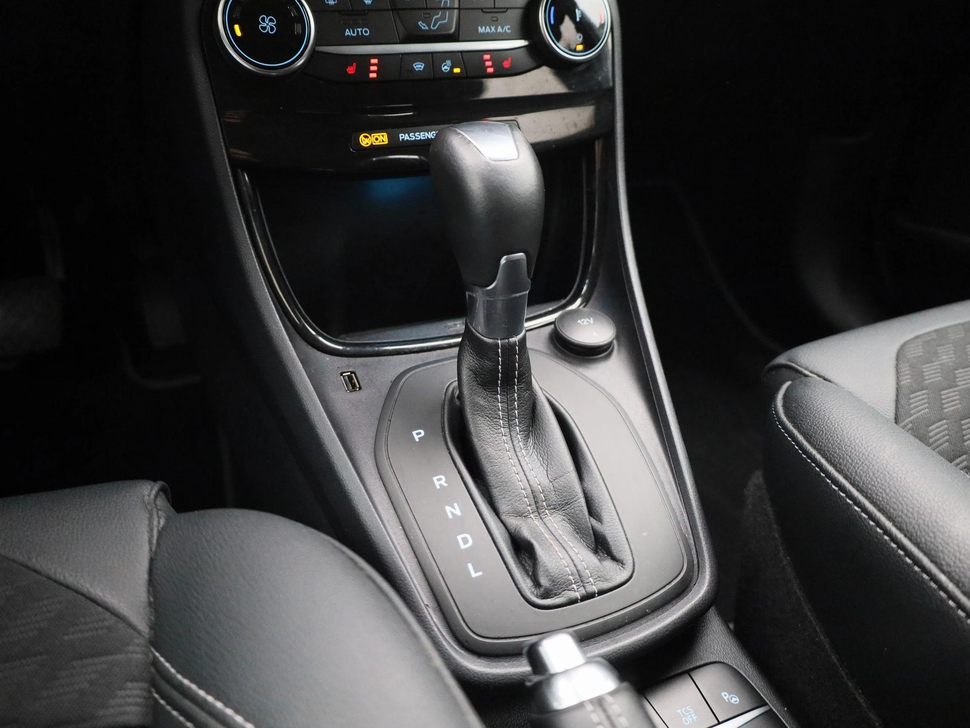 Ford-Puma-image-17