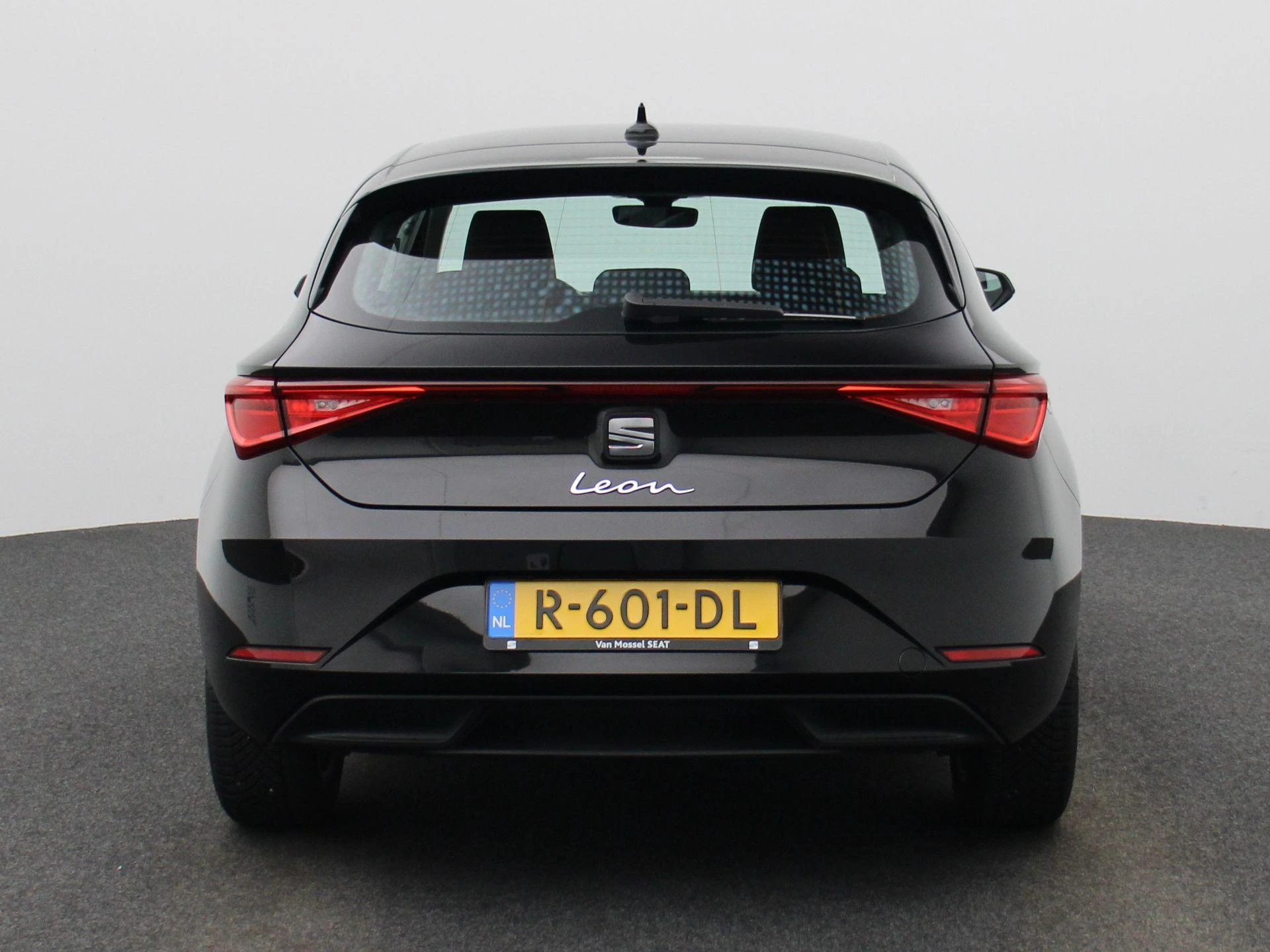 SEAT-Leon-image-4