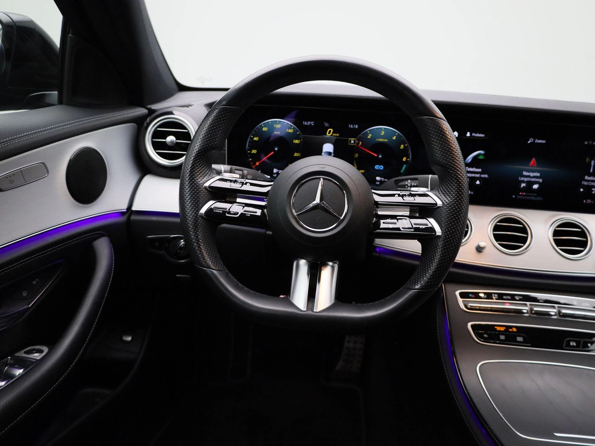 Mercedes-Benz-Classe E-image-6