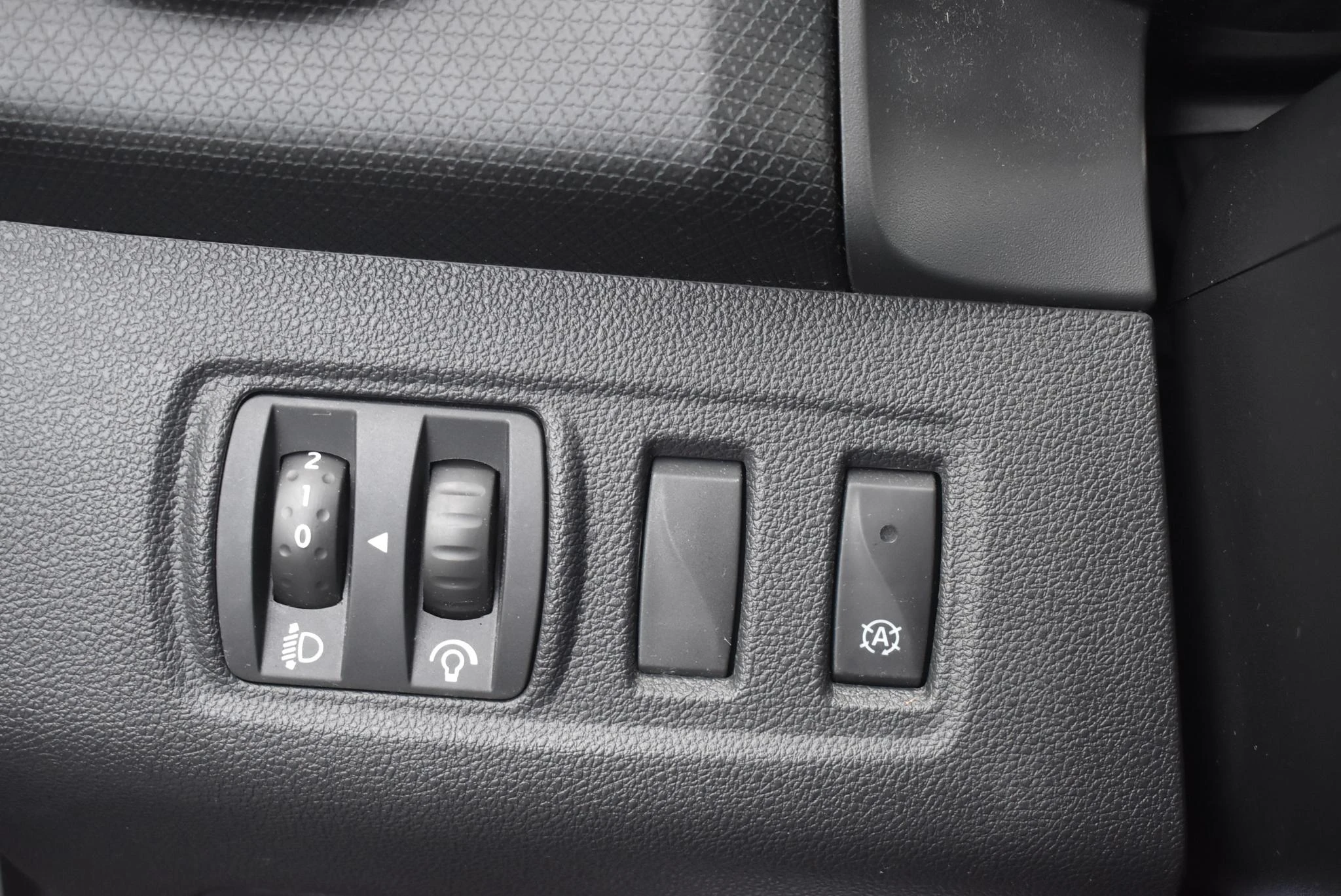 Renault-Clio-image-12