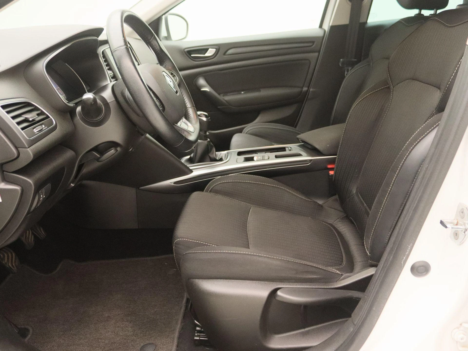 Renault-Mégane-image-11