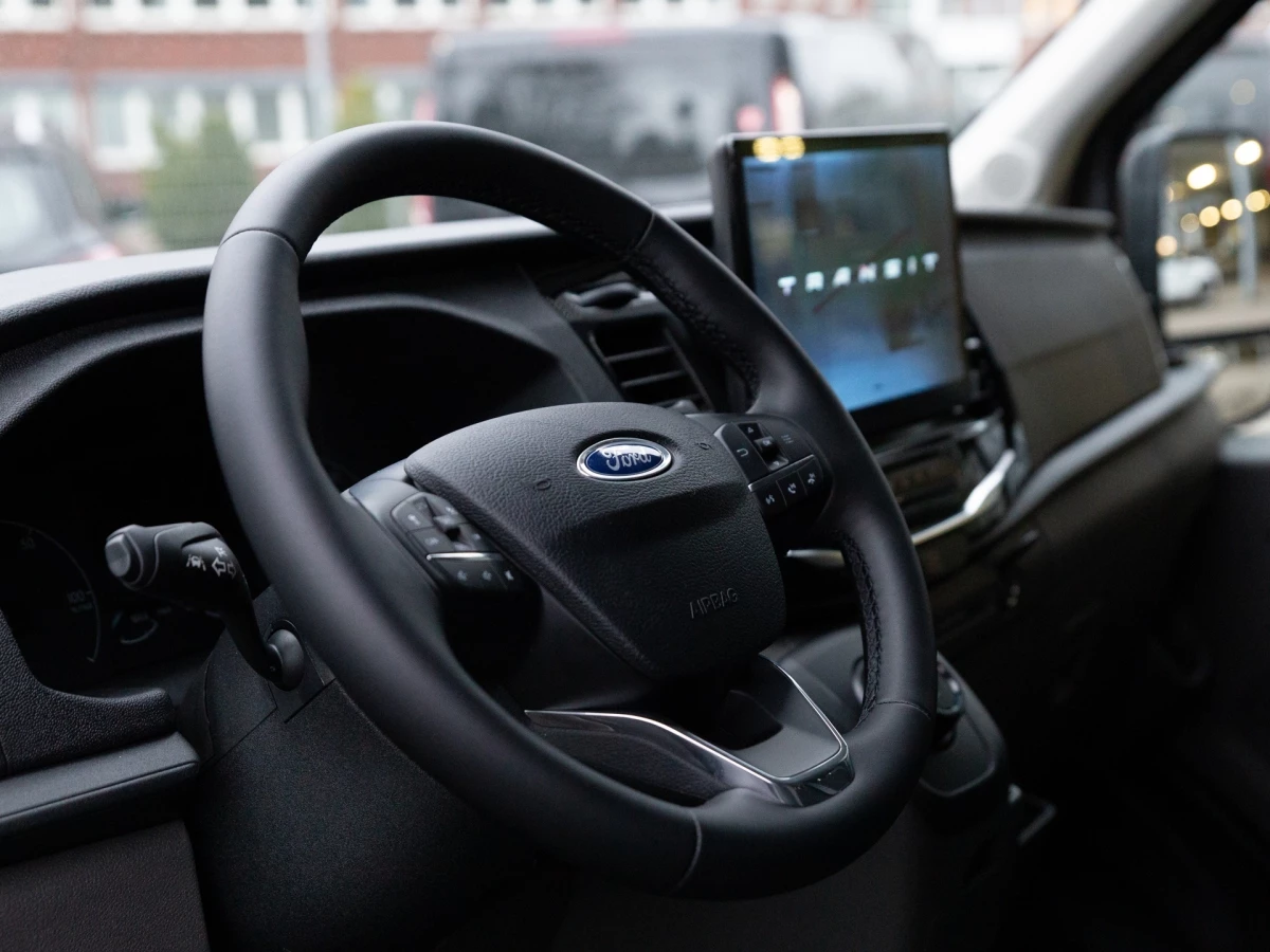 Ford-Transit-image-14