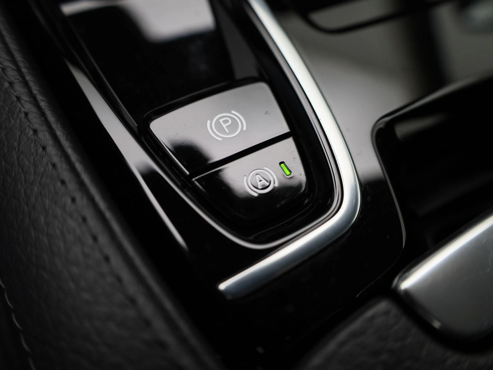 Volvo-V90-image-26