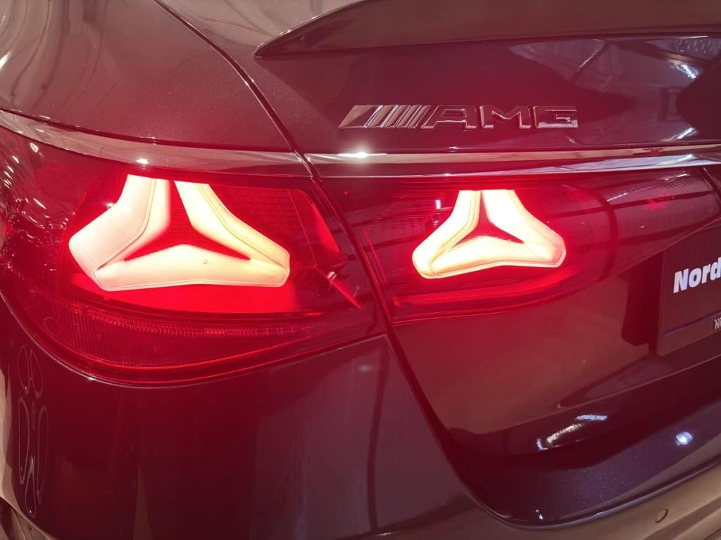 Mercedes-AMG-E-Klasse 53 AMG-image-14