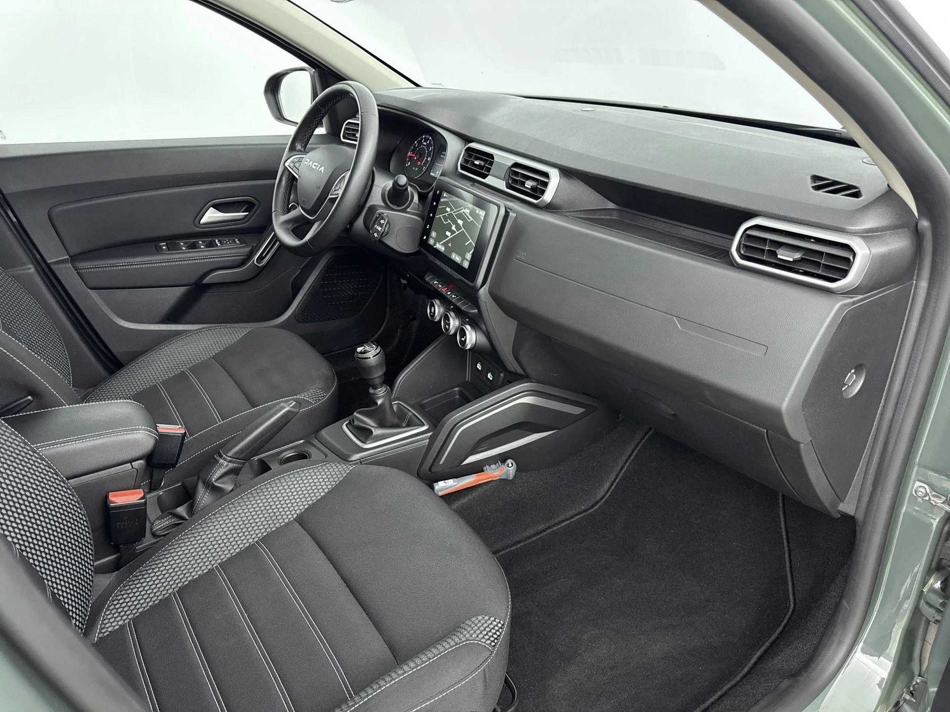Dacia-Duster-image-16