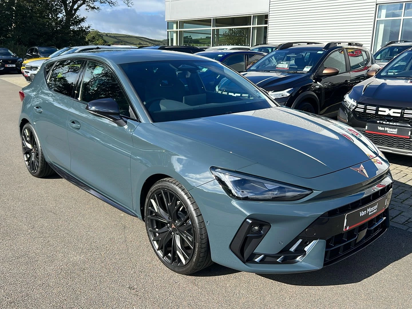 CUPRA Leon 1.5 eTSI 150 Shadow Edition 5dr DSG