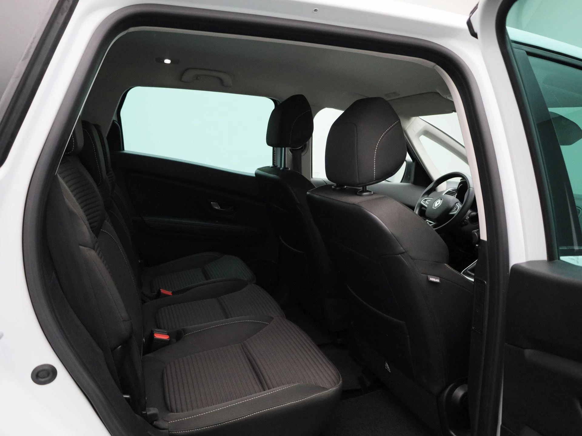 Renault-Grand Scénic-image-33