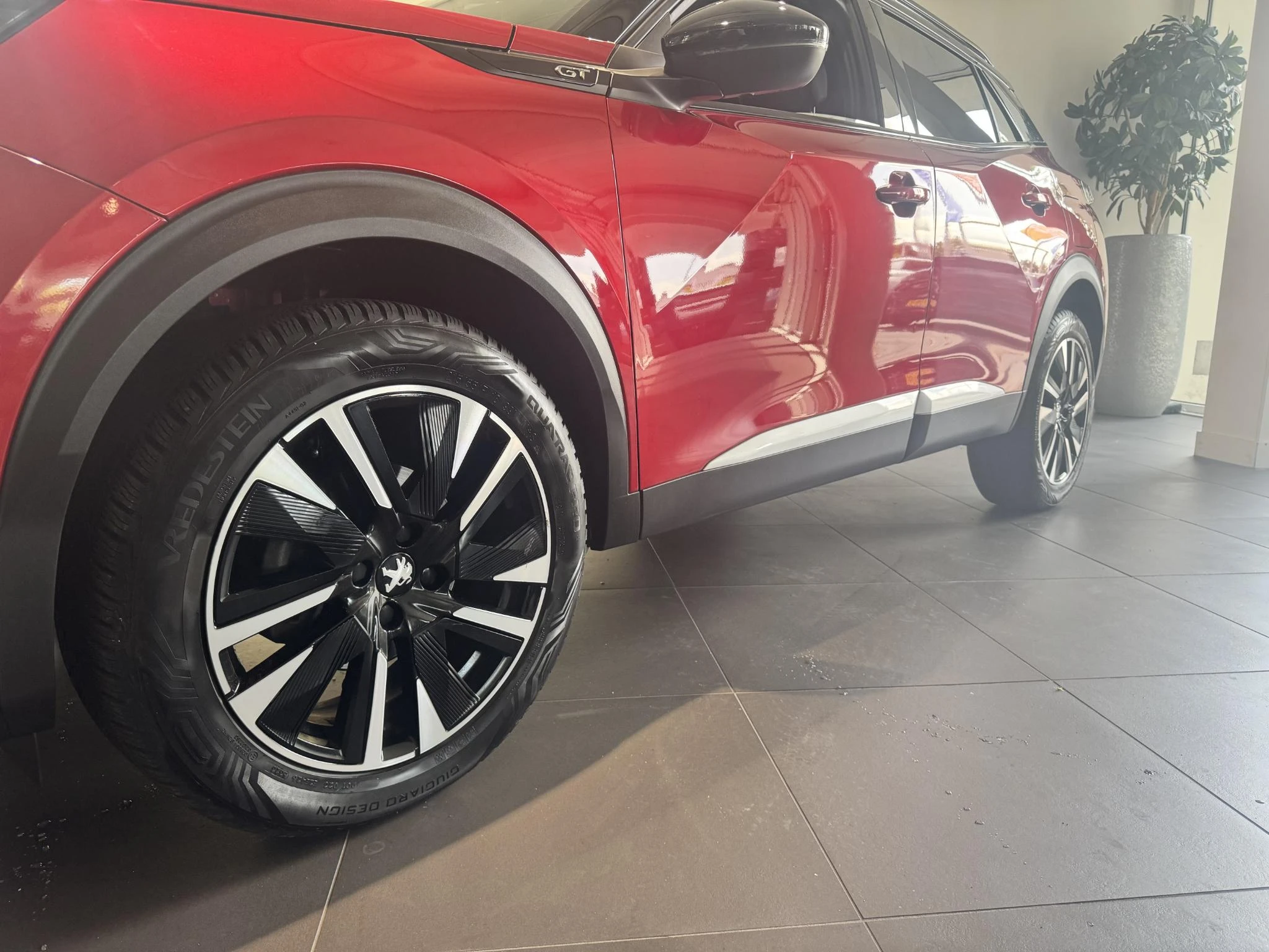 Peugeot-2008-image-14