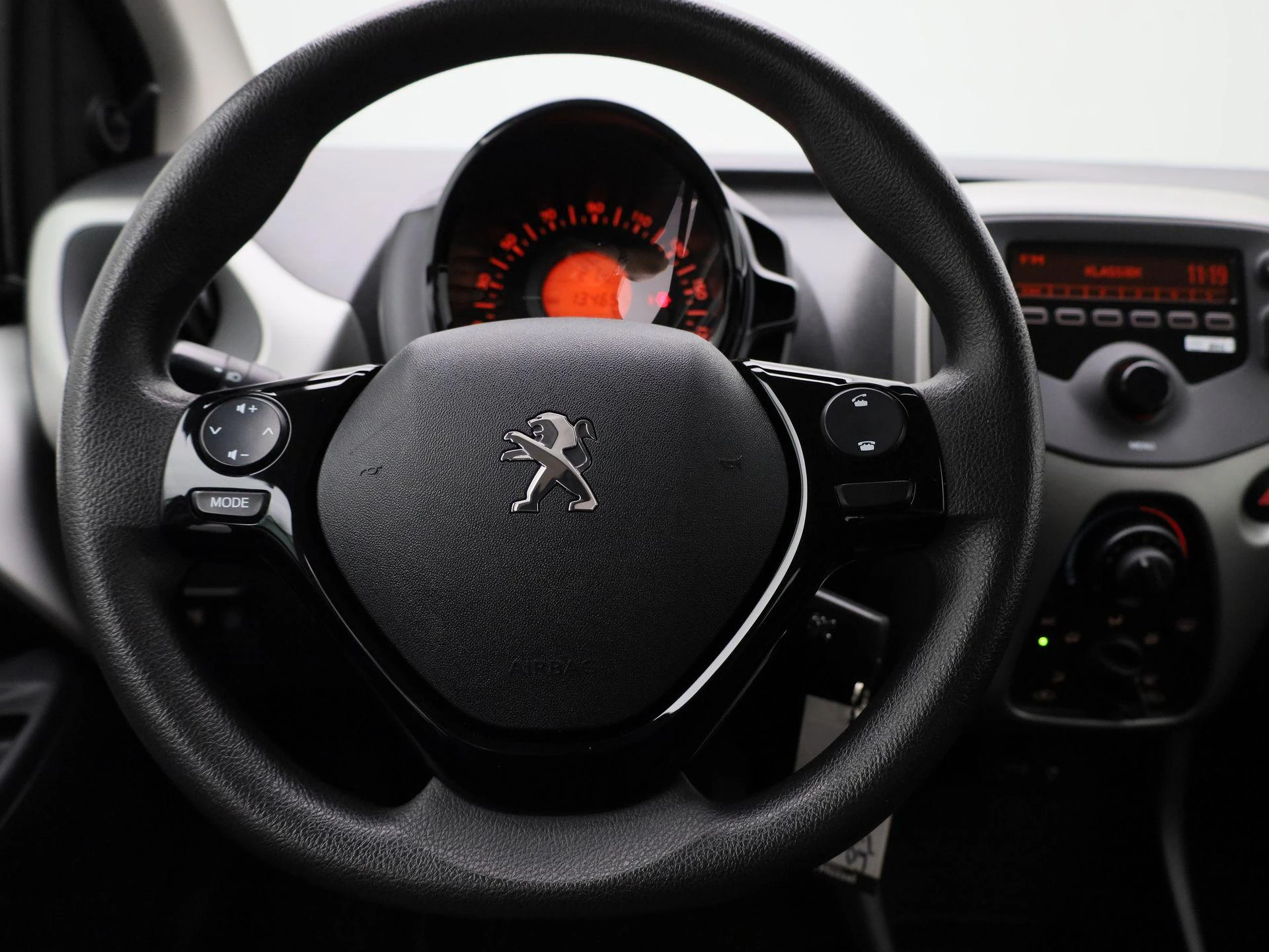 Peugeot-108-image-6