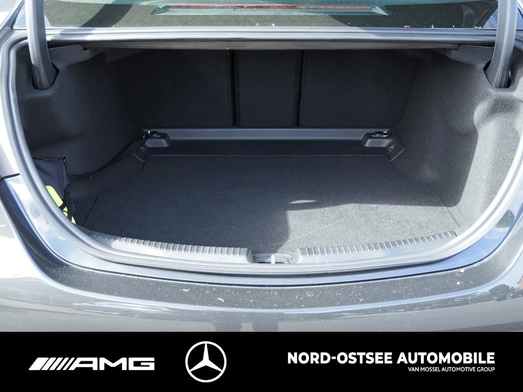 Mercedes-Benz C-Klasse 300 d AMG AHK DISTR MBUX SHZ NAVI AMG LineW206 C 300 d AMG AHK DISTR MBUX SHZ NAVI AMG Line